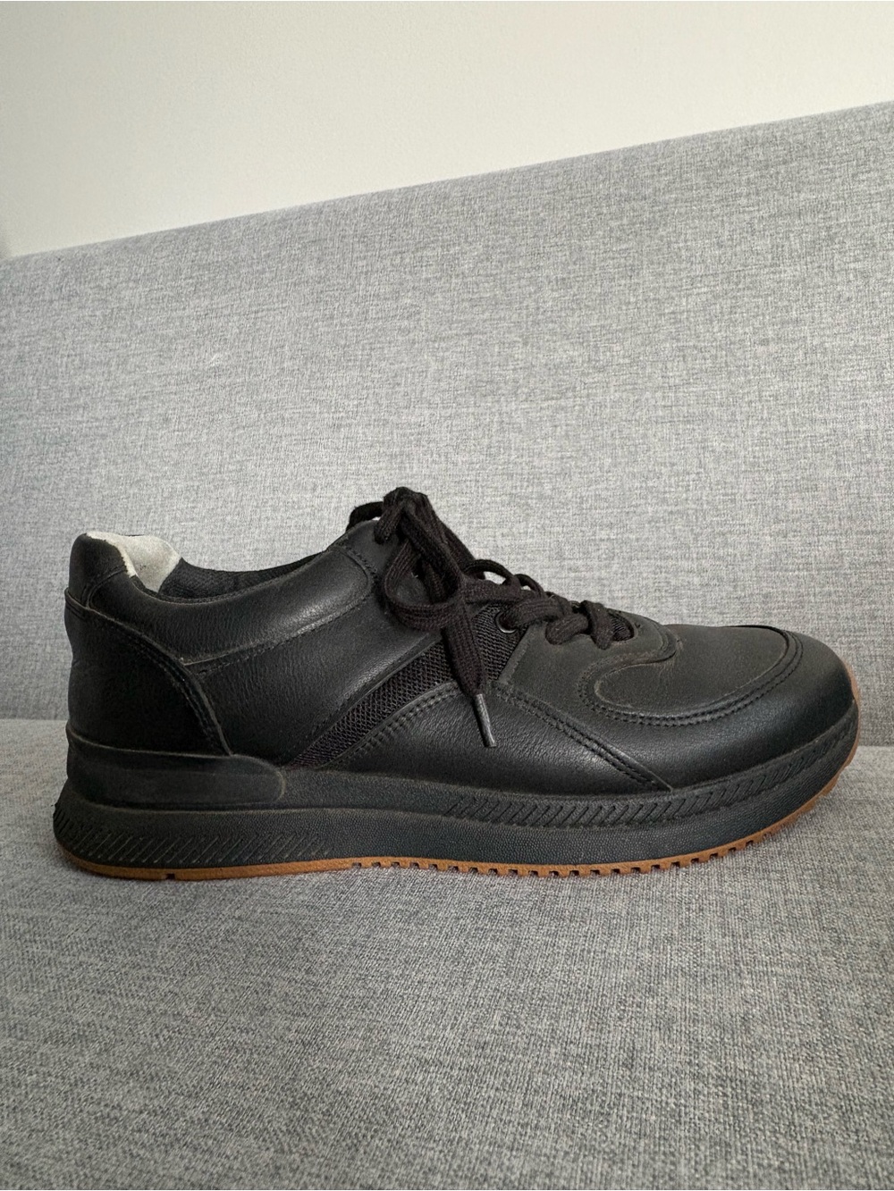 Woman’s Everlane Tread Trainer